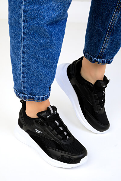 SOHO Černo-bílé dámské tenisky 18867