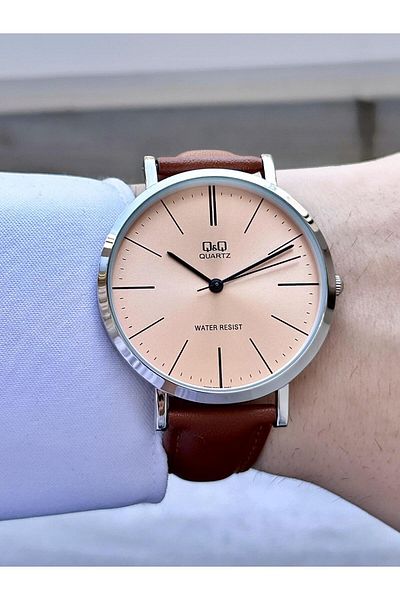 Q&Q Men's Leather Cord Wristwatch