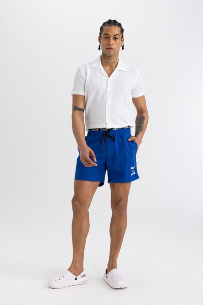DeFacto Fit bedruckte kurze Sportler-Badeshorts B5995ax24hs