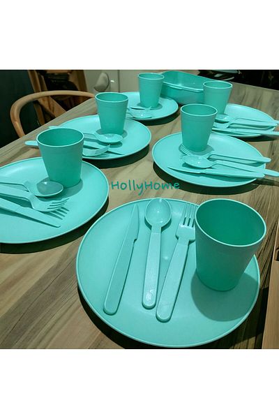 HOLLYHOME 32 Piece Plastic Picnic Set for 6 People - Round Plate HH