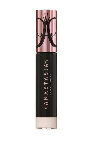 Anastasia Beverly Hills خافي عيوب البشرة ماجيك تاتش 2 من أنستازيا بيفرلي هيلز