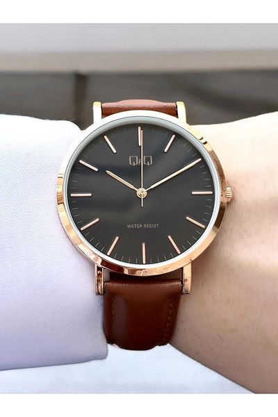 Q&Q Men's Leather Cord Wristwatch