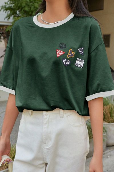 MODAGEN Μπλουζάκι Unisex Πράσινο γιακά Λευκό αριστερό στήθος με στάμπα oversize