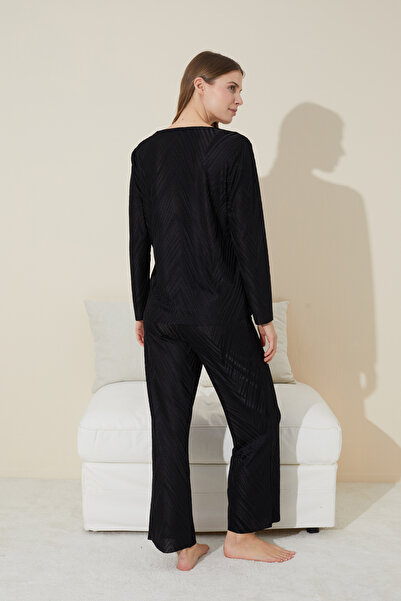 Siyah İnci siyah Jakarlı Parlak Desenli Örme Pijama Takımı