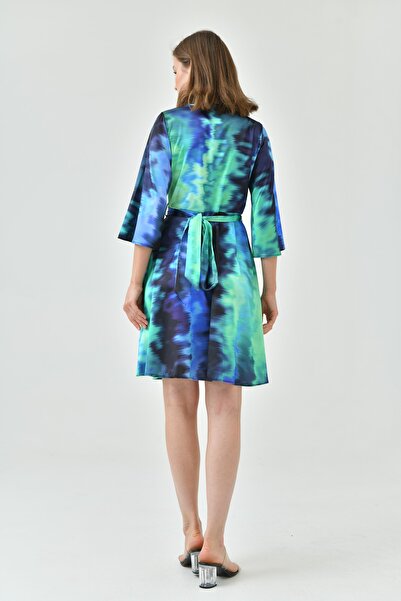 lovebox Baskılı Saten Kumaş Kuşaklı Kısa Yarasa Kol Anvelop Kesim Kruvaze Yaka Saten Abiye Elbise 24Y2261