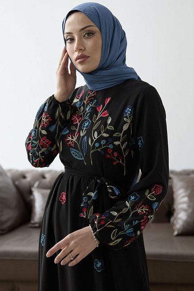 InStyle Μικτό Φόρεμα Σιφόν Κεντητό Λουλούδι - Μαύρο