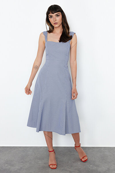 Trendyol Collection Rochie albastră țesută midi cu detaliu în linie A TWOSS24EL00843