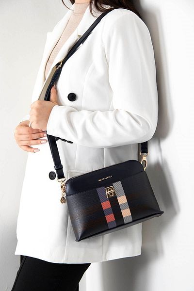 Silver Polo Argint și Polo Laci F. - Geantă Crossbody Laci Sp623 pentru femei