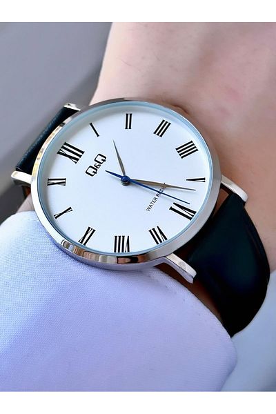 Q&Q Men's Leather Cord Wristwatch
