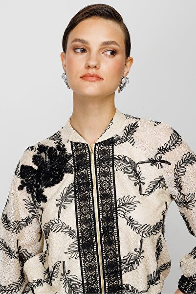 Nefeli Tül Dantel Detay Pilise Etekli Takım