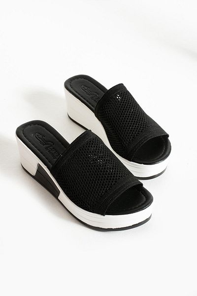 HVZ Exclusive Черни чехли на танкетка Comfort (6 см)