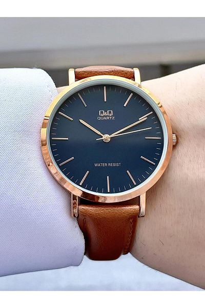 Q&Q Men's Leather Cord Wristwatch