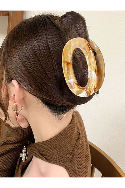 TAKIŞTIR Cream Colored Bone and Latch Buckle