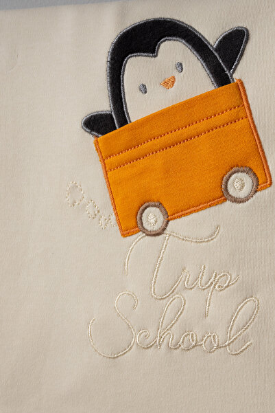 Bebitof 100% Cotton Trolley Penguin Patterned 10 Piece Boxed Newborn Hospital Discharge Set Bbtf.Trn.10