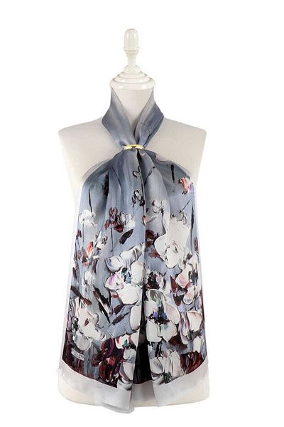 Bursa İpek Anemone Patterned Gray Silk Scarf