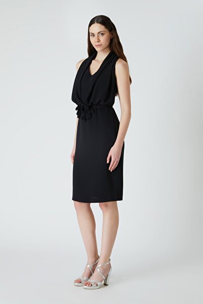 FEVER Şal yakalı çicek detaylı elbise