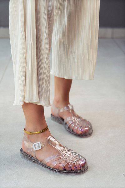NİŞANTAŞI SHOES Anderline Transparente, glitzernde Damensandalen mit Gürteldetail