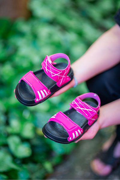 Weynes Fuchsia Velcro Children's Sandals - WSB0956