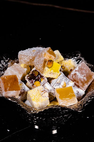 SAFRANTAT Saffronball Delight - Special Mix (with Saffron, Pistachio, Nut, Rose, Drop Gum) (Net 670 Gr)