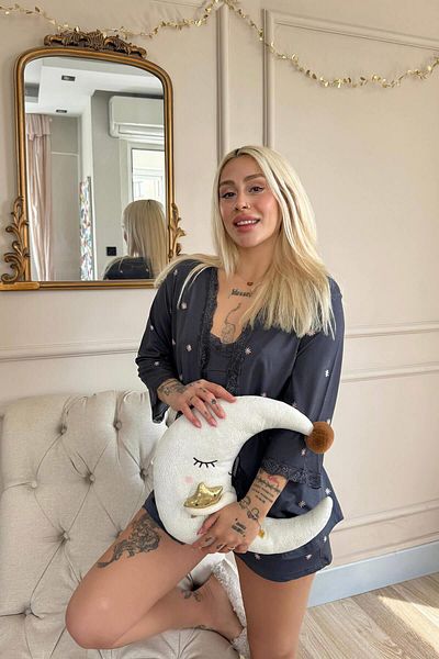 Pijamaevi Geräuchertes, sonnenbestrahltes Damen-Pyjama-Set aus kurzem Morgenmantel und Shorts aus Bambus mit Muster