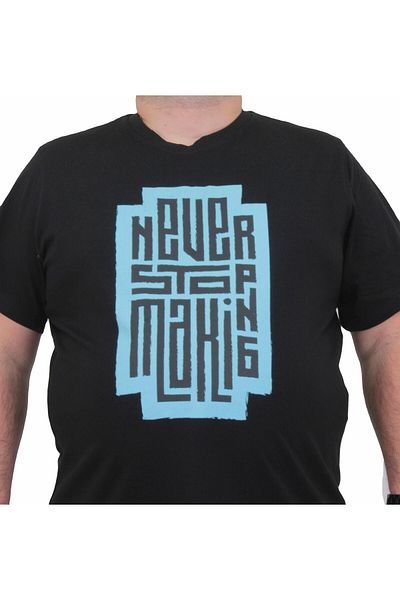 MocGrande Ανδρικό μαύρο μπλουζάκι μεγάλου μεγέθους - λαιμόκοψη, Never 24138
