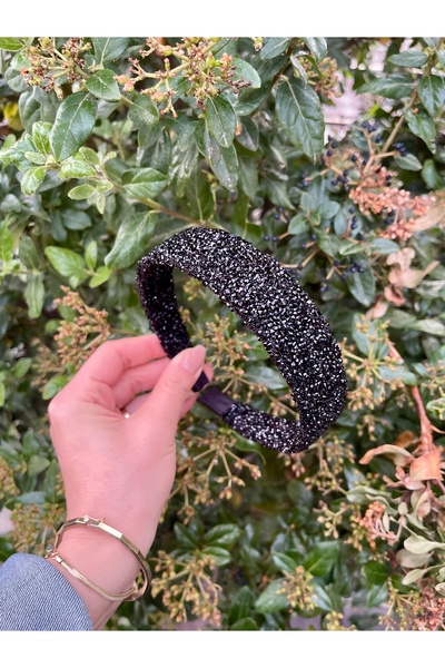 Hayals تاج نسائي من حجر الكريستال المخروطي باللون الأسود