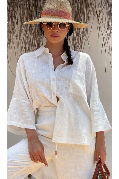 Kese Fashion Store Γυναικείο πουκάμισο από βαμβακερό ύφασμα Oversize ασύμμετρη κοπή με χαμηλό μανίκι