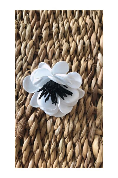 Saten El Yapımı Tohumlu Çiçek - Beyaz Saten- Siyah Süet Tohumlu 3-4 Cm.çap (14 Lü Paket)