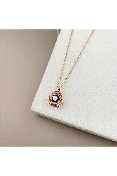 Seda Mücevherat Çiçek Elmas Kolye