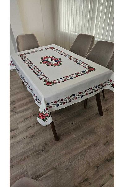 ZESA HOME Față de masă din țesătură cu imprimeu elegant pe crem