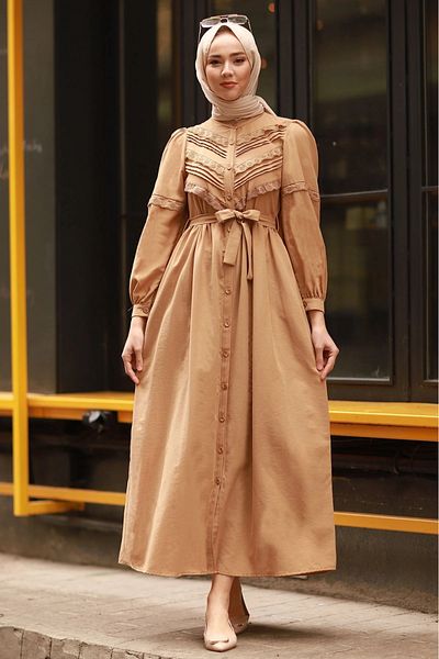 Lavanta Tekstil Camel Guipure Detailed Belted Hijab Dress