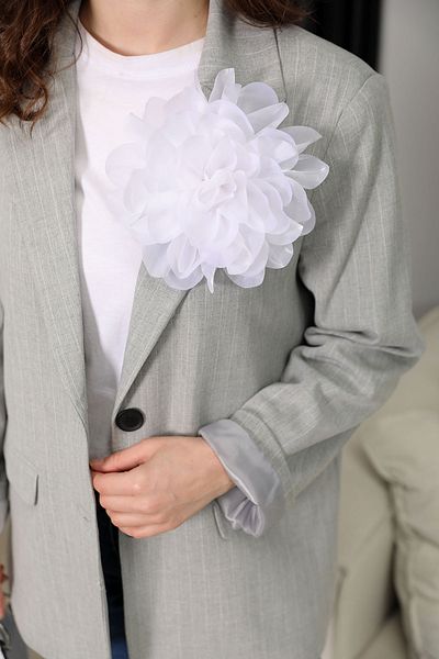 Melike Tatar WHITE Flower Brooch