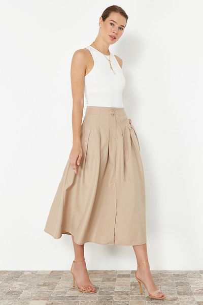 Trendyol Collection Beiger Midirock - Faltendetail und geknöpfte Vorderseite, gewebt TWOSS24ET00169