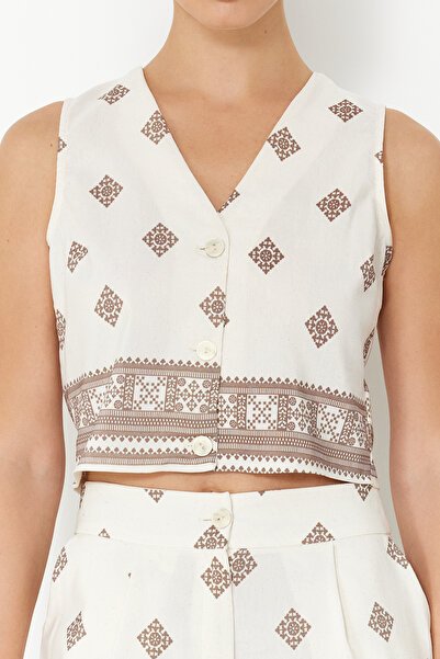 ترينديول كوليكشن طقم بلوزة وبنطلون من الكتان المنسوج - نمط إكرو، أزرار - TWOSS24AU00042