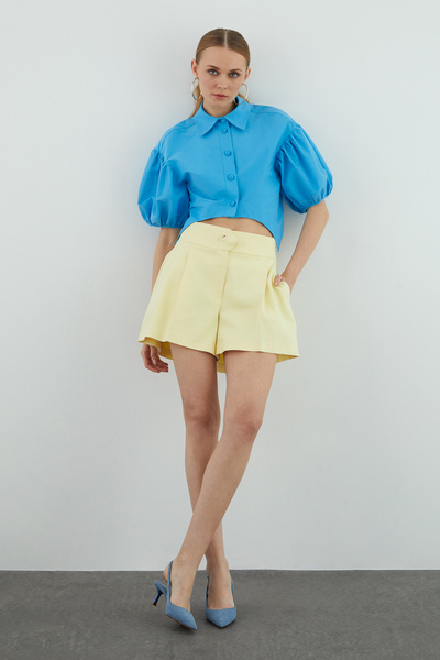 GİZİA Kolları Büzgü Detaylı Mavi Crop Gömlek