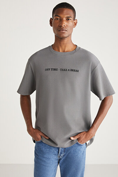 GRIMELANGE Brandley Men's Regular Fit Waffle Thick Fabric Printed Anthracite T-shirt