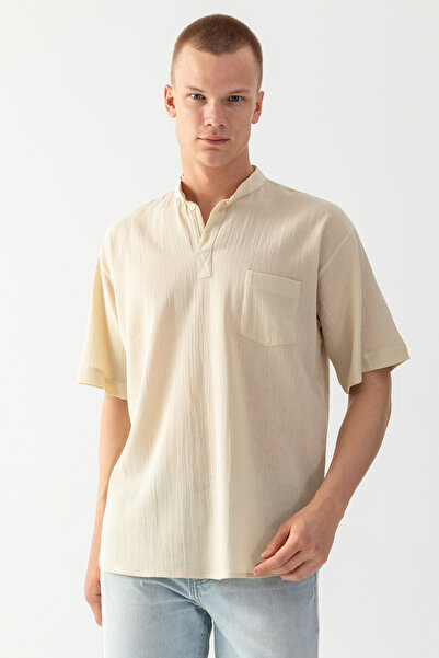 EtkiModa Men's Beige 100% Cotton Woven Prevailing Collar Short Sleeve Relaxed...