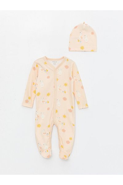 LC Waikiki Baby Girl 3-Piece Set (0-12 Months with Booties, 12 Months+ without Booties)