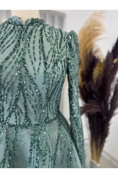 Surikka Çağla Hijab Evening Dress - Lace-up on the Back and Crayon Sconce Detail