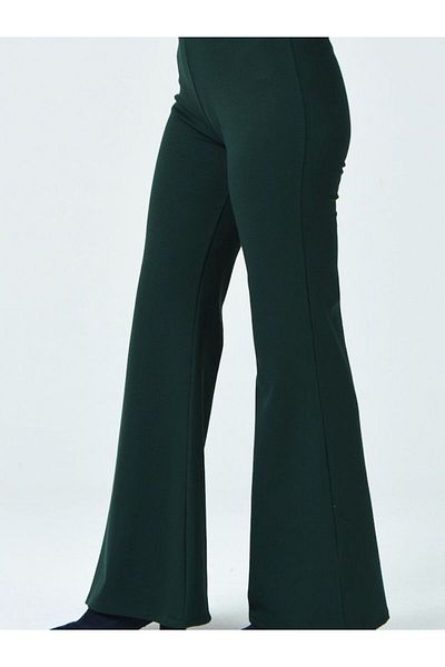 Butik Emerald Green Lycra Crepe Palazzo Trousers - HMK BUTIK, Front Grass, Flare Leg