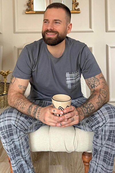 Pijamaevi طقم بيجامة رجالي منقوش بأكمام قصيرة وجيب رمادي مدخن