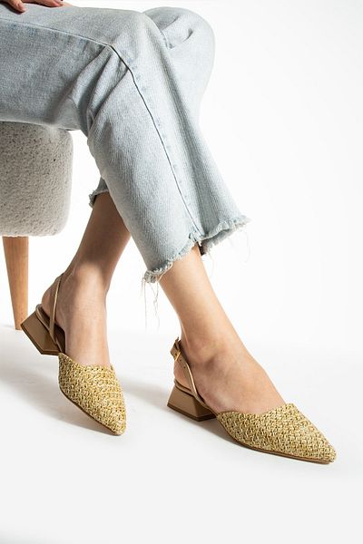 İnan Ayakkabı Women's Leather Straw Patterned Buckle Detailed Heeled Shoes (3 CM)