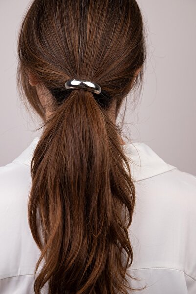 Sacha Accessories Curved Stripe Silver Rubber Buckle