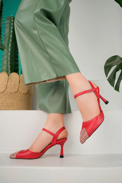 Yazın Ayakkabıları KIRMIZI SİVRİ BURUN ÖNÜ TAŞLI ARKASI AÇIK STİLETTO