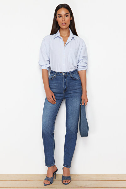 Trendyol Collection Dark Blue High Waist Straight Jeans TWOSS24JE00326