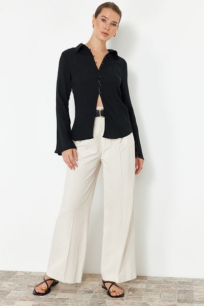 Trendyol Collection Woven Black Shirt - Fitted Waist Fitted Model TWOSS24GO00002