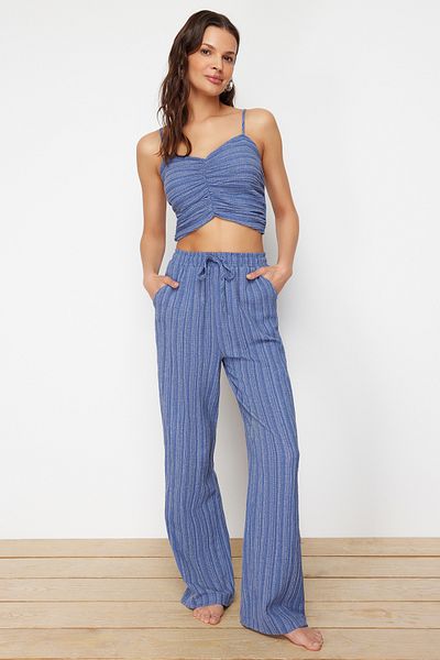 Trendyol Collection Kék szövött textúrájú blúz és nadrág szett - TBESS24AU00076