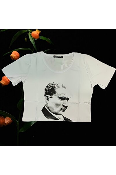 FG KONNİCHİWA Έντυπο γράμμα Γυναικείο Crop κοντομάνικο μπλουζάκι με απαλή υφή...