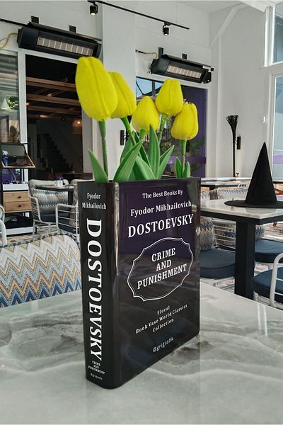 Gri Grafik Design Workshop Dostoyevsky Black Book Vase - Classics Collection
