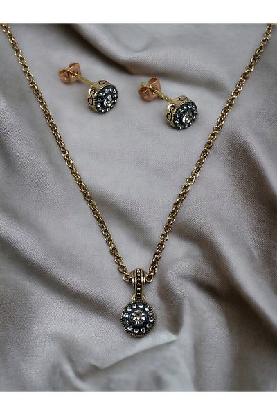 FAYRA ACCESSORIES Zircon Stone Round Minimal Necklace and Stud Earring Set